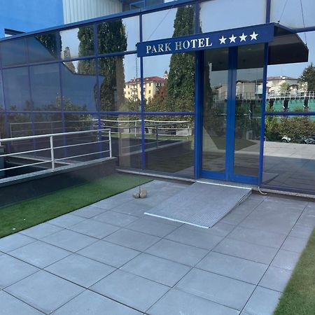 Park Hotel Residence クレーマ エクステリア 写真