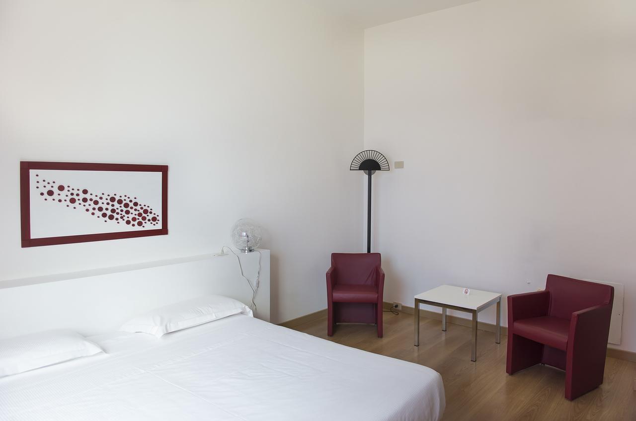 Park Hotel Residence クレーマ エクステリア 写真